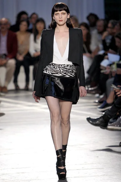 Look 39